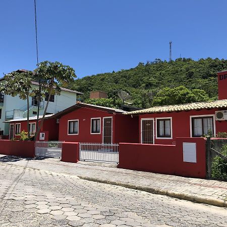 Pousada Residencial Familia Dragone Bombinhas Bagian luar foto