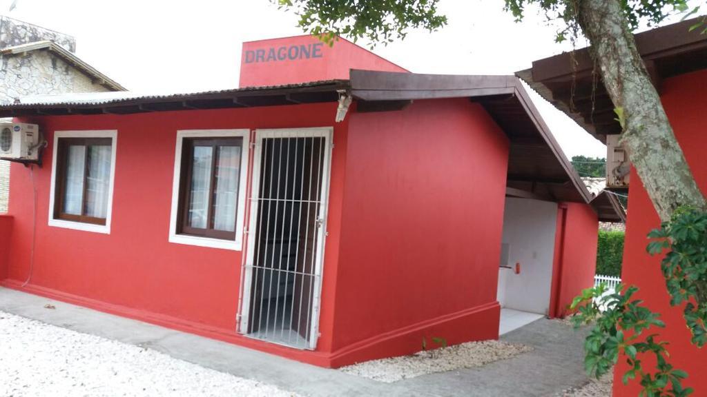 Pousada Residencial Familia Dragone Bombinhas Bagian luar foto